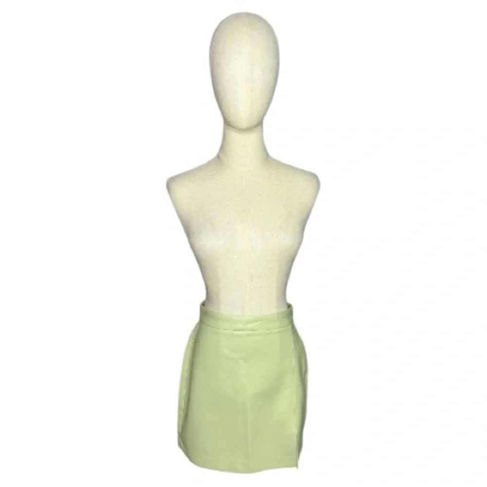 Aritzia Wilfred Patio Faux Leather Mini Skirt in Olive Size 4